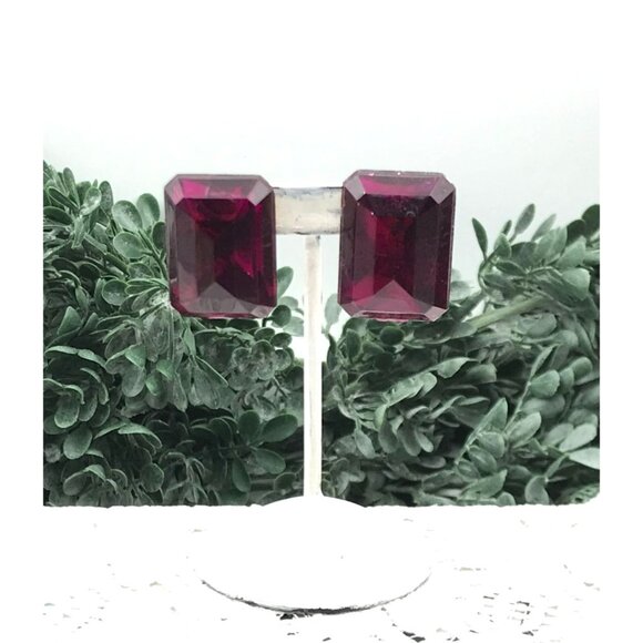 Vintage Purple resin gem Clip-On Earrings - Picture 4 of 4